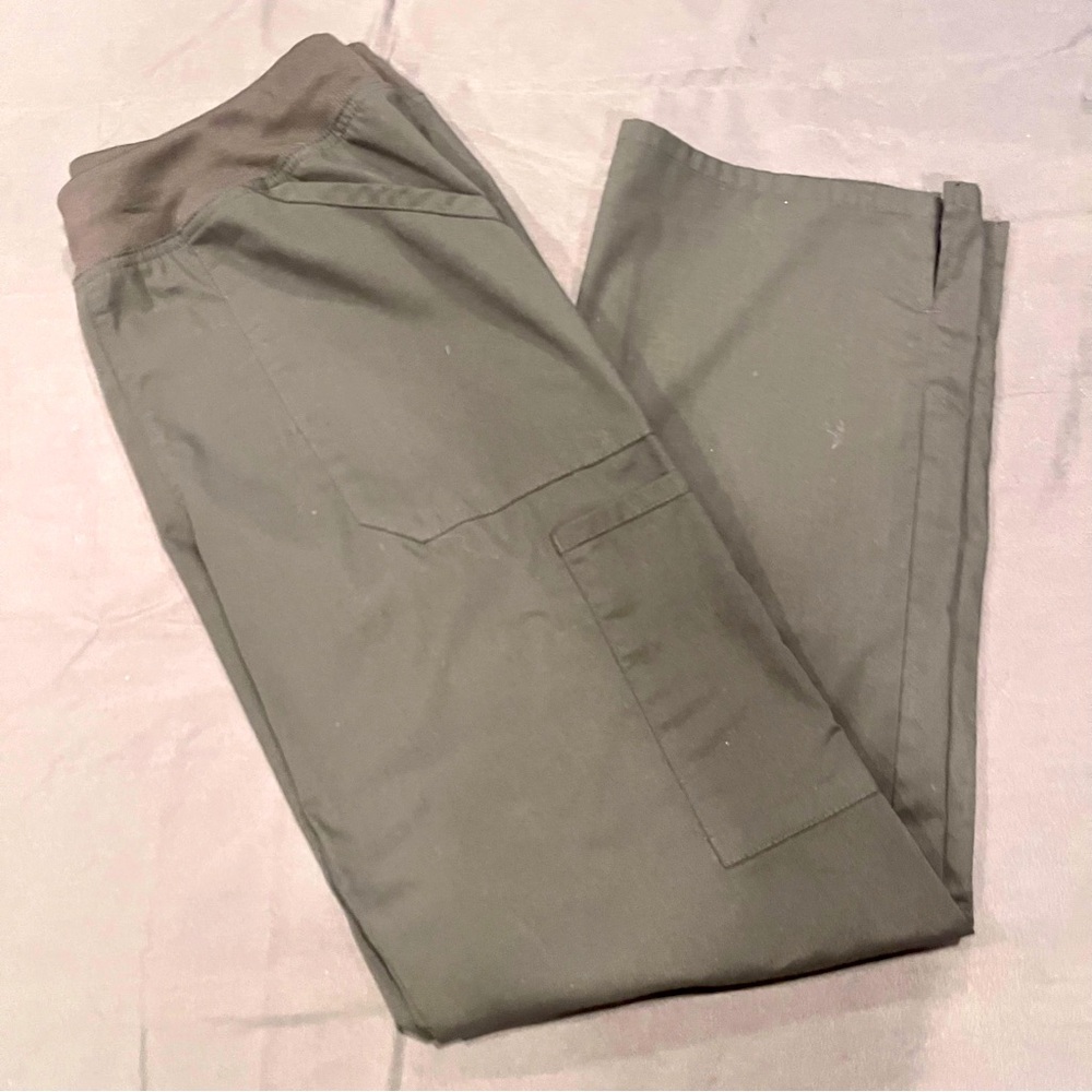 Cherokee Woman’s Cargo Work/Scrub Pants